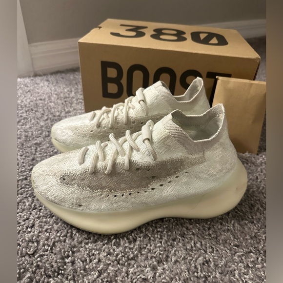 Yeezy Boost 380 - Picture 2 of 8